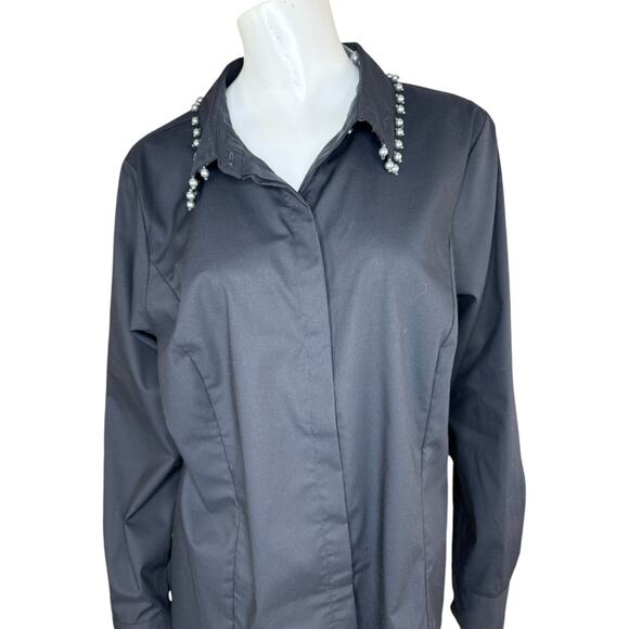 BEAUTIFUL by Lawrence Zarian Hidden Placket Poplin Shirt W/ Pearl Detail Black L - Picture 3 of 14